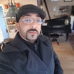 Meet your Posher, Ronald